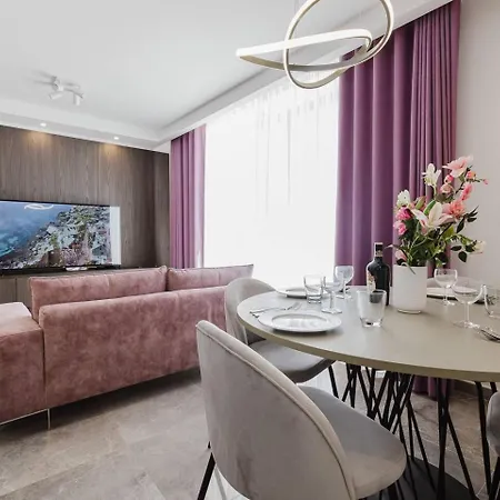 Townsend Court Fl10 - 2bed Brand New By Homely *